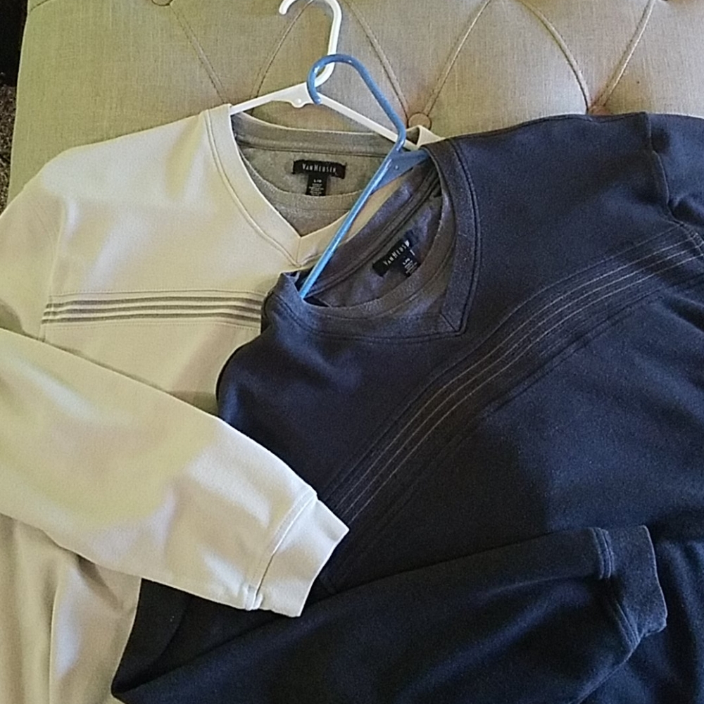 Bundle of 2 Van Heusen Sweaters